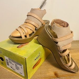 Naot womens sandals 39 - “Prestige” low wedge, biscuit canvas comb. - size 8.5